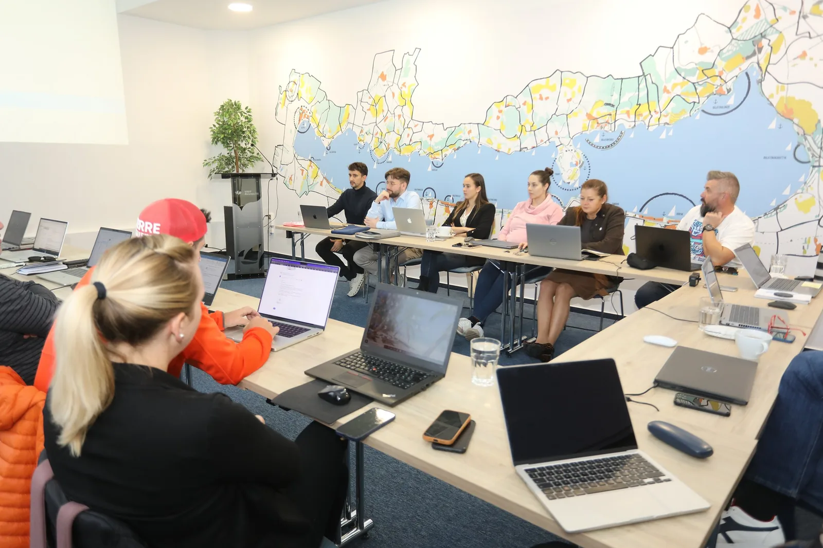 AI in tourism: practical training for a destination management organisation